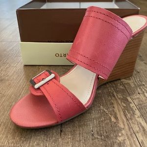 Franco Sarto Fiorella wedge sandals